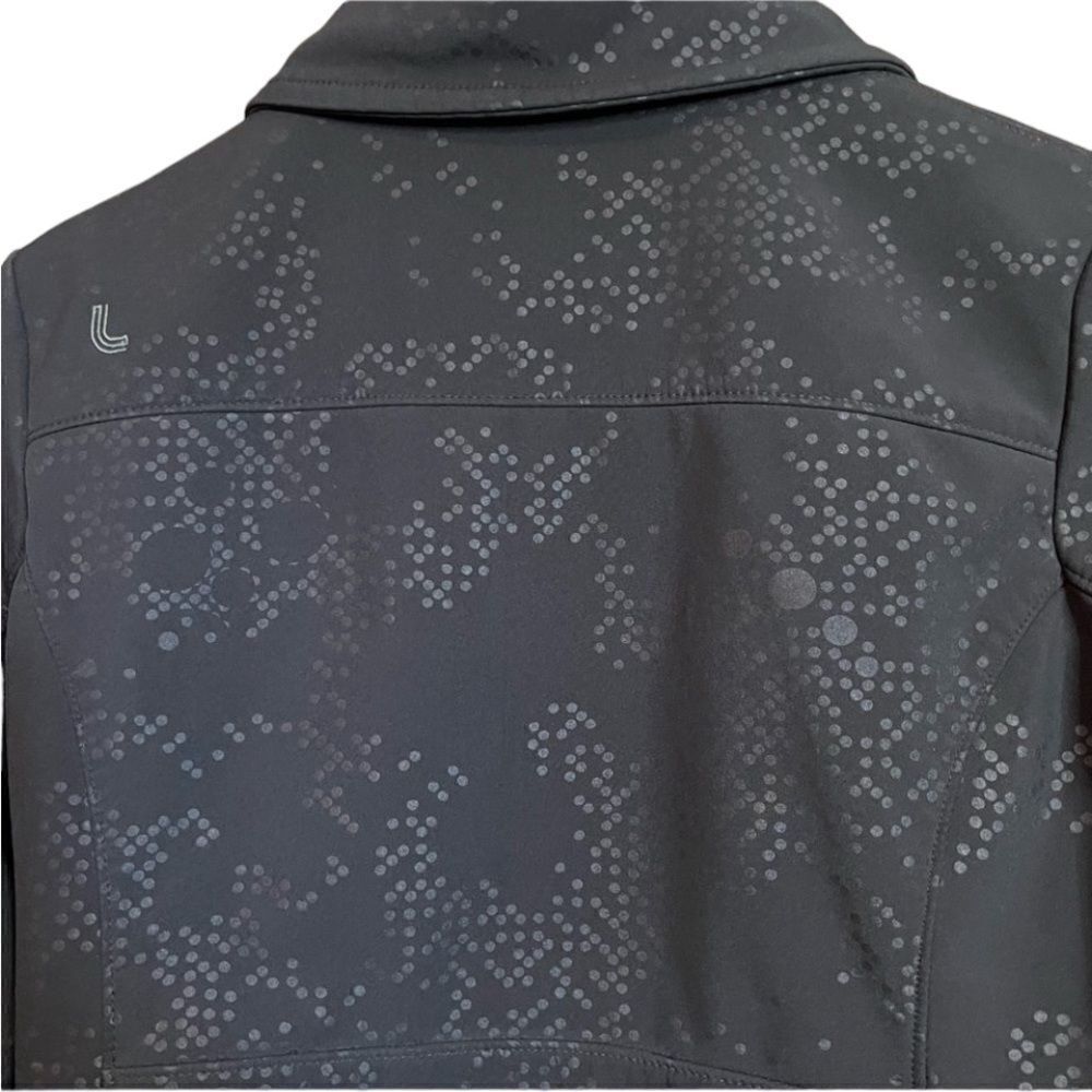 Lolë patterned black full zip jacket. Size small - Picture 10 of 16